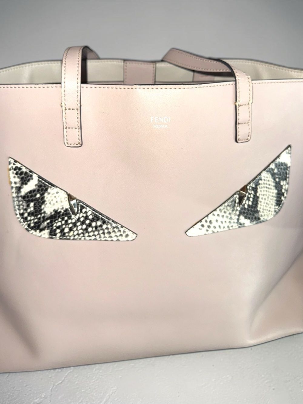 Fendi Bags l Bugs Monster Eyes l Python Leather Mauve l Tote Bag l EUC